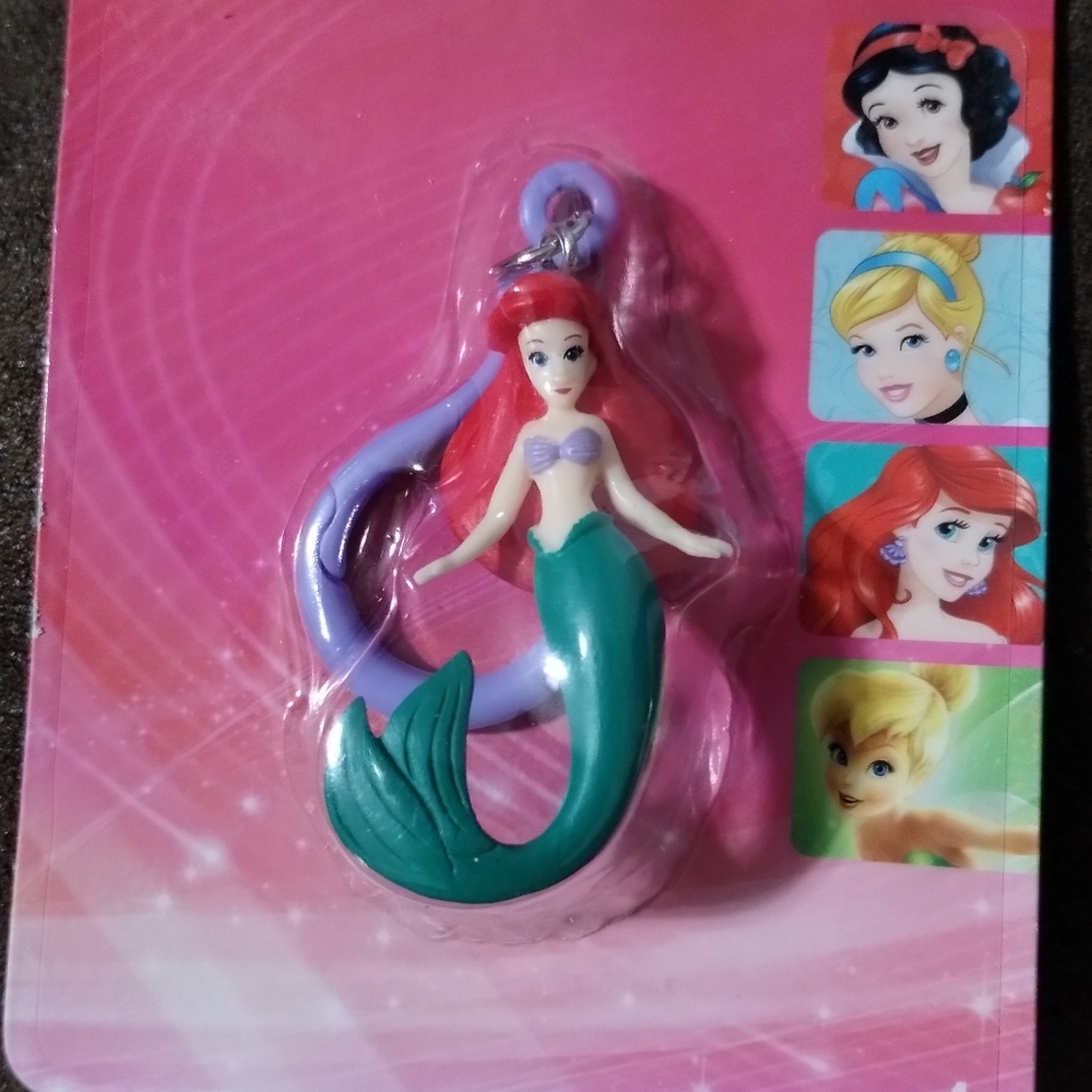 🌺Disney Princess Bag Clips Ariel, Cinderella, snow white, Tinker bell - Picture 2 of 6